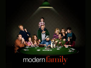 Modern Family Season 6 Poker Wallpaper