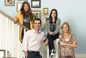 Modern Family The Dunphy Family Wallpaper