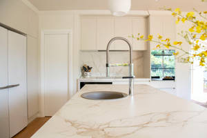 Modern Minimalistic White Marble Kitchen Counter Wallpaper