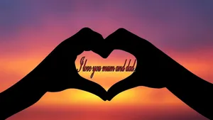 Mom And Dad Heart Hands Wallpaper