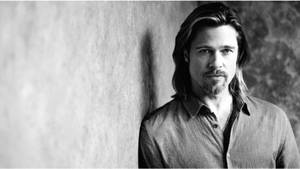 Monochrome Brad Pitt Long Hair Wallpaper