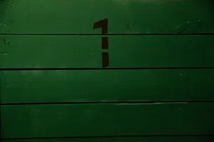 Moodily Deep Dark Green Grunge Wallpaper