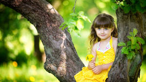 Most Beautiful Hd Cute Child In Yellow Wallpaper