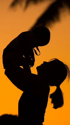 Mother Child Silhouette Sunset Wallpaper