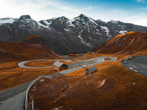 Mountain Range Best Autumn Wallpaper