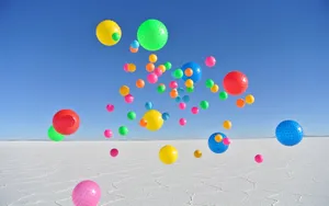 Moving Desktop Colorful Balloons Wallpaper