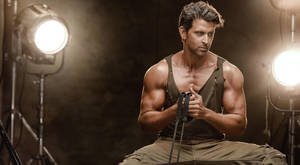 Muscular Bollywood Hd Actor Hrithik Roshan Wallpaper