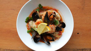 Mussel And Shrimp Spicy Creole Wallpaper