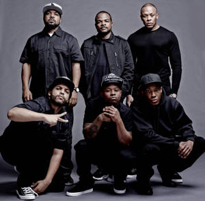 N.w.a. Straight Outta Compton Movie Cast Wallpaper