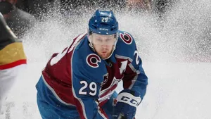 Nathan Mackinnon Ice Hockey Center Wallpaper