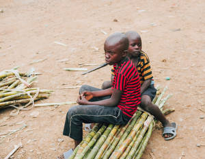 Native Children In Congo Wallpaper