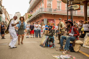 New Orleans Street Performer Wallpaper