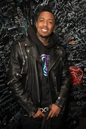 Nick Cannon In Autograph Room Wallpaper