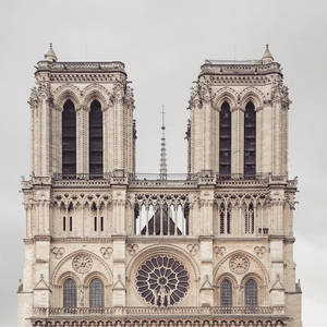 Notre Dame Front Towers Wallpaper