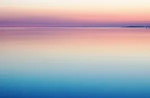 Ocean Horizon Gradient Wallpaper