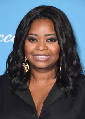 Octavia Spencer, Award-winning Actress In A Dramatic Movie Wallpaper