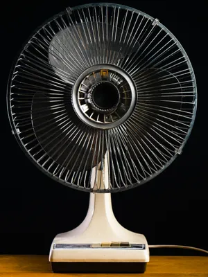 Old Vintage Fan Wallpaper