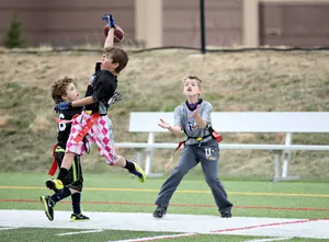 One-handed Catch Flag Football Wallpaper