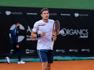 Pablo Carreno Busta Walking Wallpaper