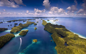 Palau Curved Islands Wallpaper