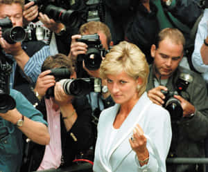 Paparazzi Diana Trump Wallpaper