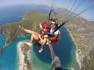 Paragliding Tandem Couple Selfie Wallpaper