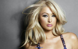 Paris Hilton Blonde Model Wallpaper