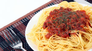 Pasta Spaghetti With Sauce Wallpaper