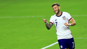 Paul Arriola Usa Versus Trinidad And Tobago Match Wallpaper