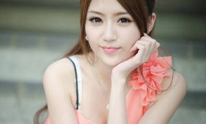 Petite Chinese Girl Wallpaper