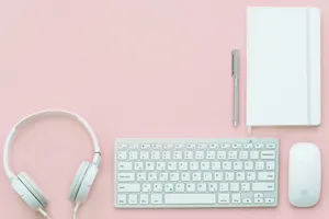 Pink Aesthetic Table Wallpaper
