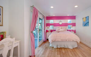 Pink And White Aesthetic Home Bedroom Wallpaper