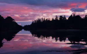 Pink Sky At Lake Ireland Wallpaper