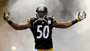 Pittsburgh Steeler Ryan Shazier Showing Off His Team Spirit Wallpaper