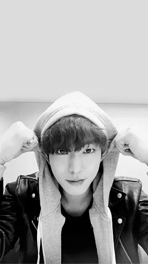 Playful Ahn Hyo Seop Wallpaper