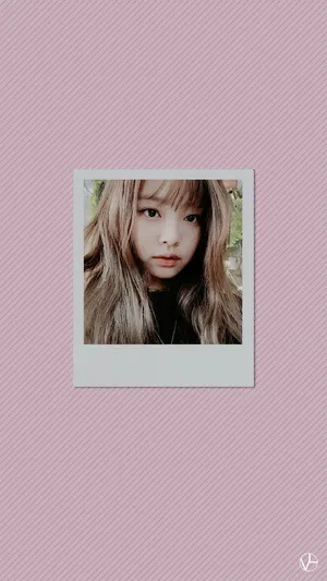Polaroid Of Jennie Kim Wallpaper