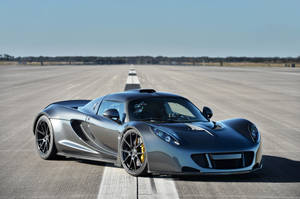 Power And Performance Unleashed - The Hennessey Venom Gt. Wallpaper