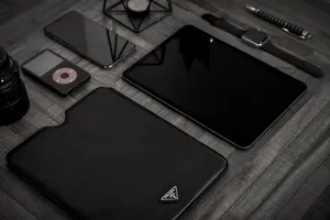 Prada Apple Case Gadgets Wallpaper