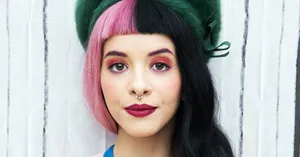 Pretty Melanie Martinez Wallpaper