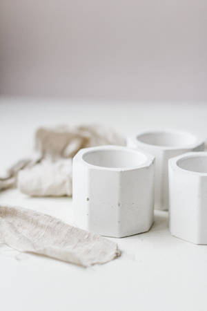 Pure White Ceramic Cups Wallpaper