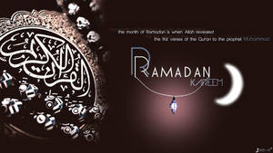Ramadan With Iconic Ornaments Wallpaper