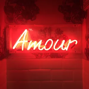 Red Aesthetic Neon Amour Wallpaper
