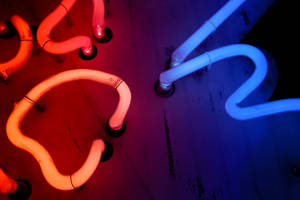Red And Blue Cool Neon Lights Wallpaper