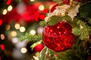 Red Christmas Tree Ornament Wallpaper