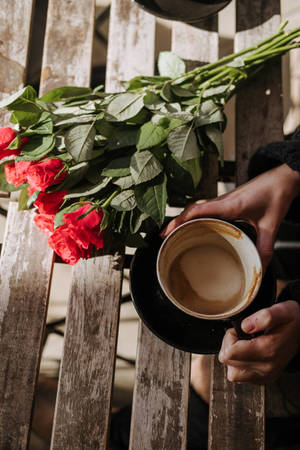 Red Roses Coffee Wallpaper