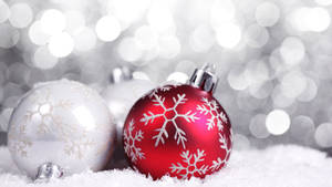 Red Silver Glitter Christmas Ornaments Wallpaper