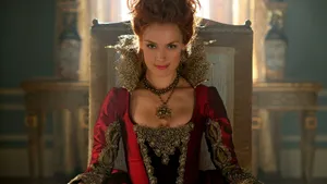 Reign Queen Catherine De Medici Wallpaper