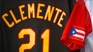 Roberto Clemente Pirates Jersey Wallpaper