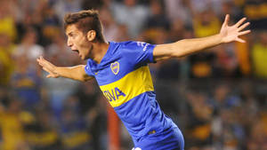 Rodrigo Bentancur Open Arms Side View Wallpaper