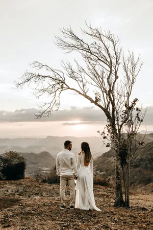 Romantic Couple Prenup On Barren Mountain Wallpaper